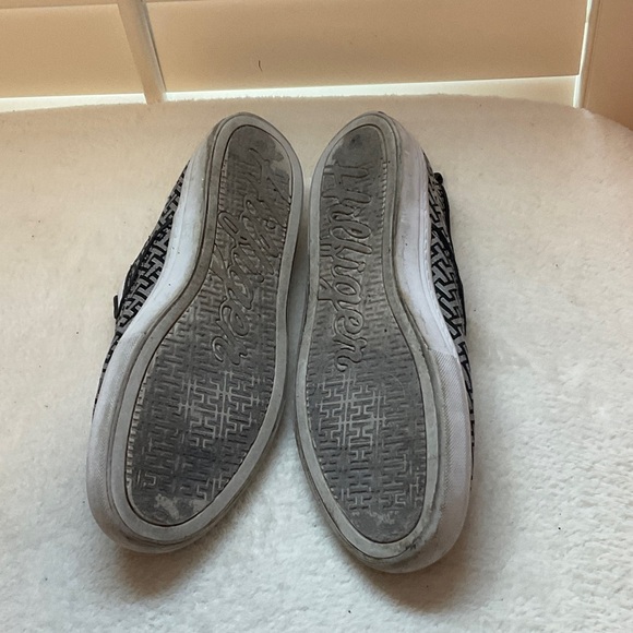 Tommy Hilfiger Black and White Patterned Sneakers - Picture 7 of 7